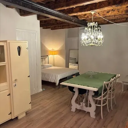 Corte Garofolo アパート *